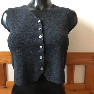Women’s Gap vest Merino Wool size Small